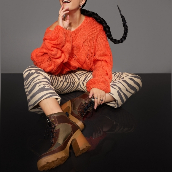 SOREL BREX™ HEEL LACE WATERPROOF LEATHER STANDOUT LUG SOLE CHUNKY BOOTIES - Picture 15 of 16